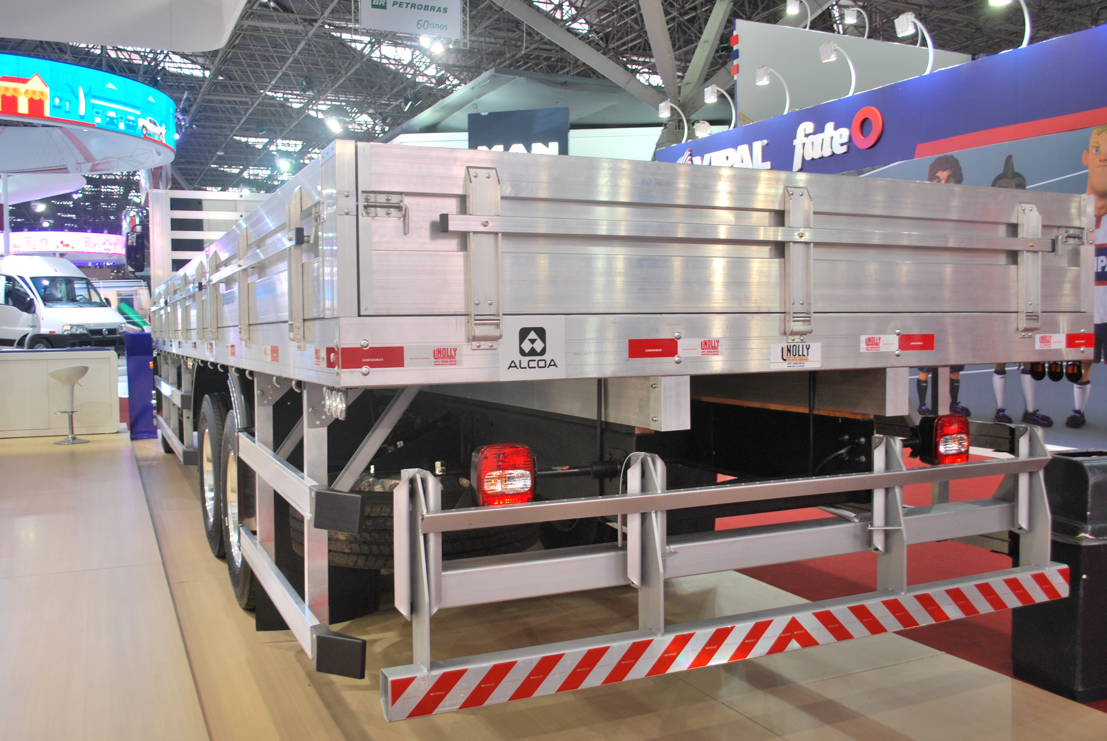 Carroceriacargasecaaluminio